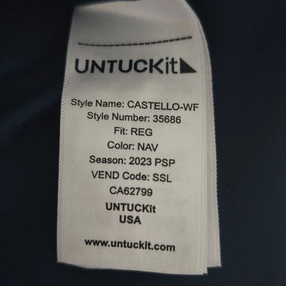 Untuckit Men’s Solid Blue Wrinkle free Button Down Shirt, Size 2XL - Picture 3 of 4